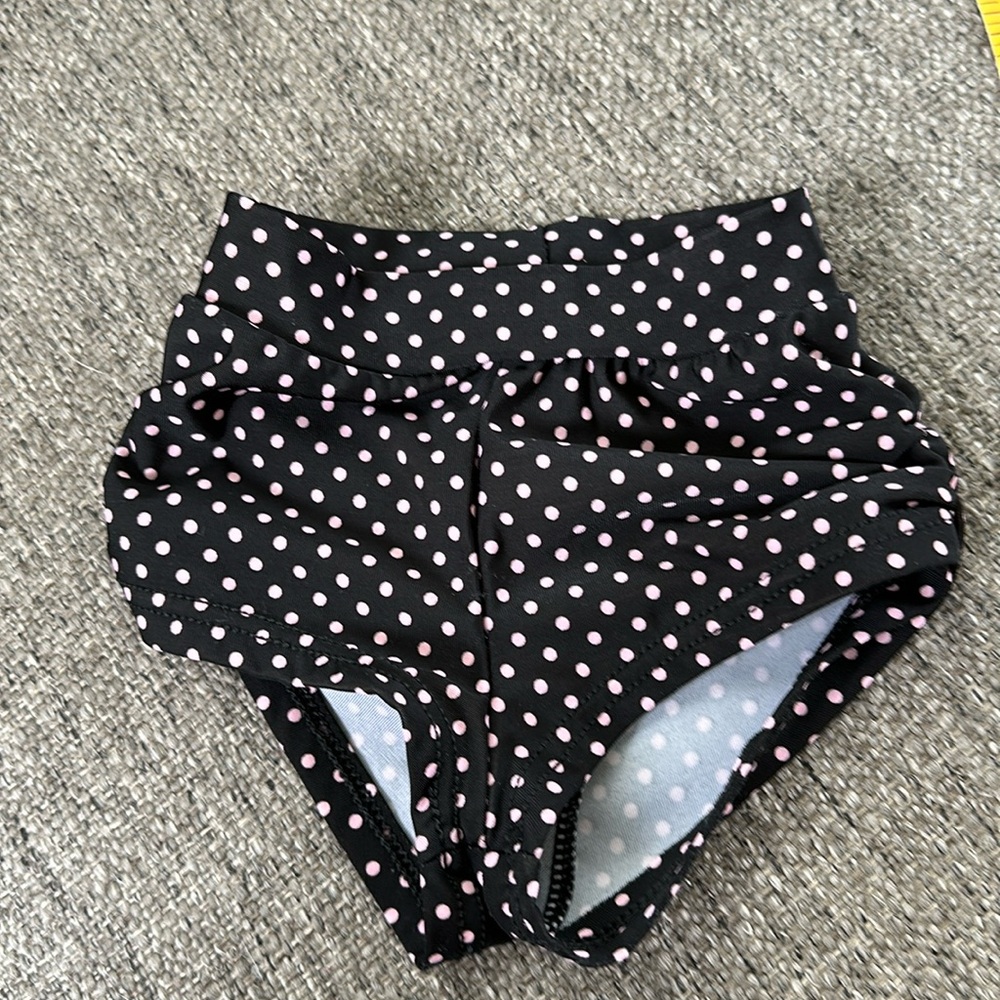 Motionwear Black White Polka Dot Dance Briefs Shorts Girls SC Small Child 4-6